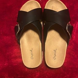 Open toe flats super cute